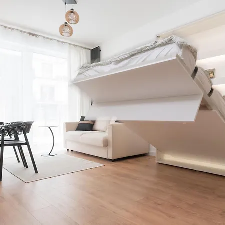 Superapart Lopuszanska 123 *