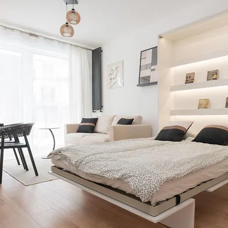 Superapart Lopuszanska 123