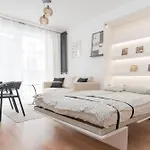 Superapart Lopuszanska 123 Apartamento